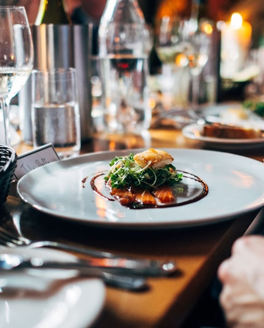 Un plat de la carte